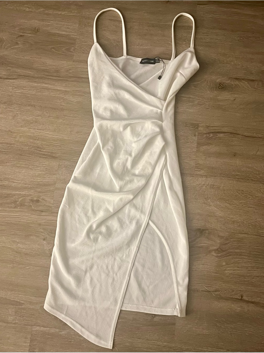PrettyLittleThing Lauriell White Wrap Midi Dress 2